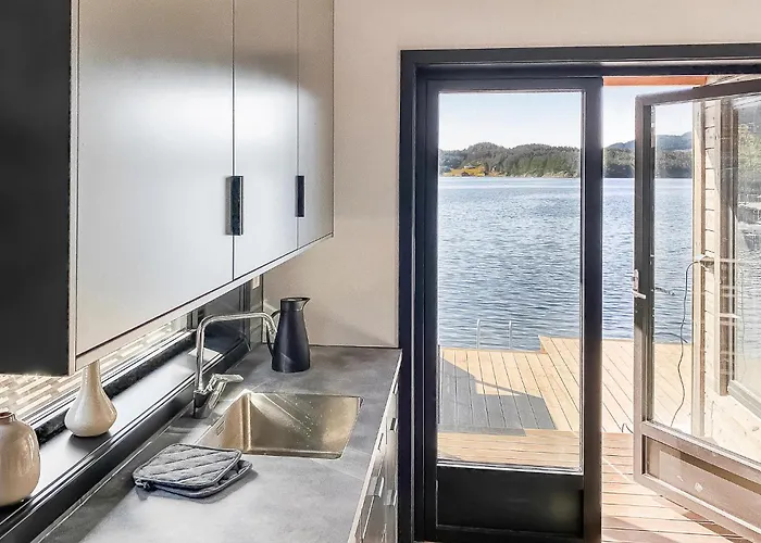 Vakantiehuis Amazing In With Wifi *