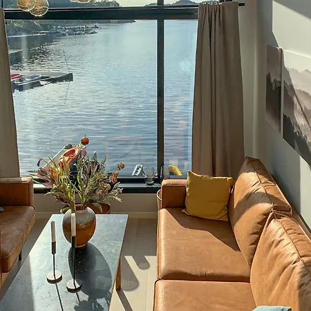 Lovely In With House Sea View Holiday home